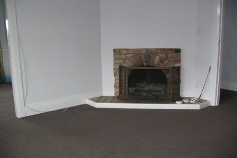 Photo of property in 27 Horotutu Road, Greenlane, Auckland, 1061