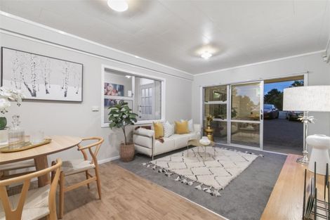 Photo of property in 1144 Scenic Drive North, Swanson, Auckland, 0816