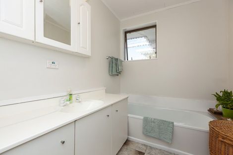 Photo of property in 11b Falla Street, Paraparaumu Beach, Paraparaumu, 5032