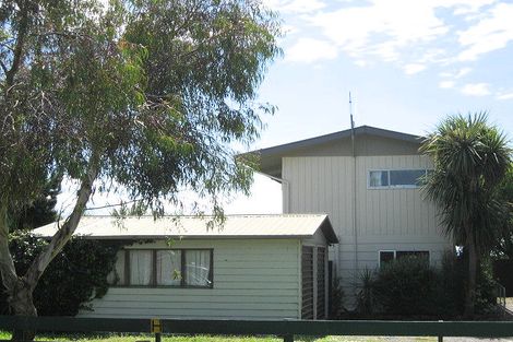 Photo of property in 14 Swindells Road, Waikuku Beach, 7473