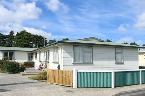 Photo of property in 11 Phar Lap Grove, Trentham, Upper Hutt, 5018