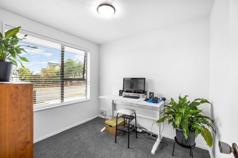 Photo of property in 7 Mchaffies Place, Wainoni, Christchurch, 8061