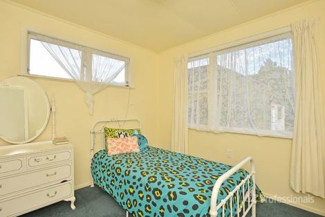 Photo of property in 70 Brandon Street, Featherston, 5710