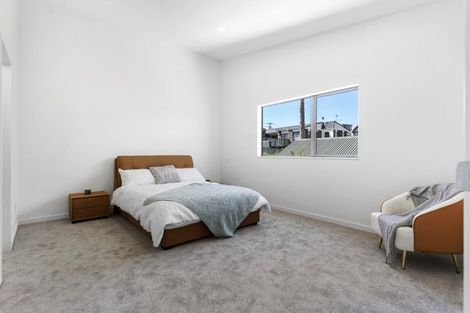 Photo of property in 32d Gulf View Road, Murrays Bay, Auckland, 0630