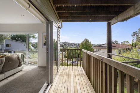 Photo of property in 141a Arran Road, Browns Bay, Auckland, 0630