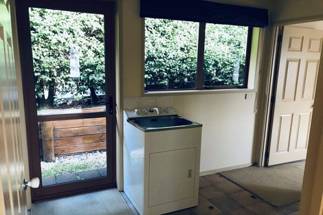 Photo of property in 17a Lesa Annis Place, Henderson, Auckland, 0612