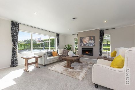 Photo of property in 289 Old North Road, Kumeu, 0892