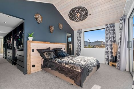 Photo of property in 10 Glenelg Lane, Jacks Point, 9371