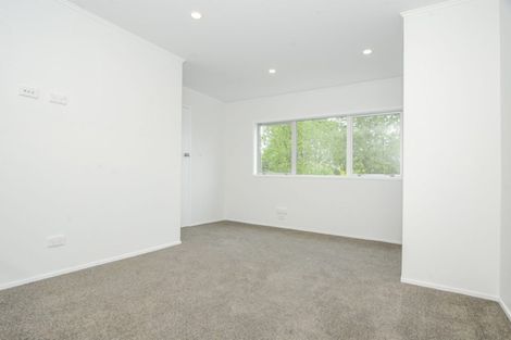 Photo of property in 2/15 Marina Road, Torbay, Auckland, 0630