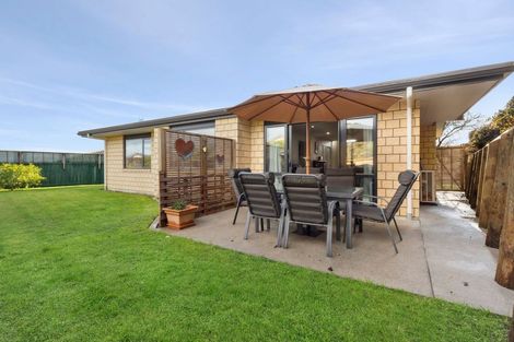 Photo of property in Rosehill Lifestyle Village, 37/182 Gleneagles Drive, Te Awamutu, 3800
