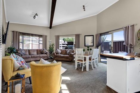 Photo of property in 59c Pembroke Street, Westown, New Plymouth, 4310