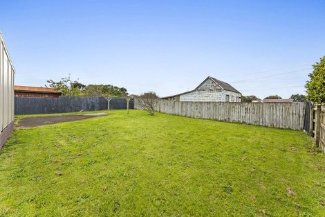 Photo of property in 5 Oxford Street, Patea, 4520
