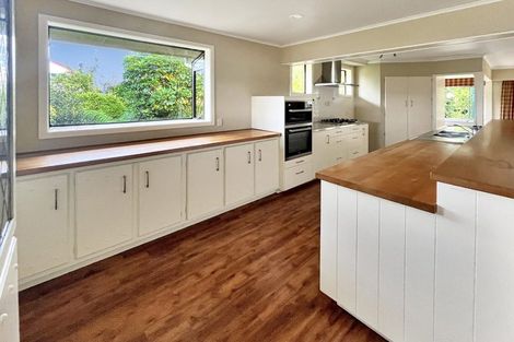 Photo of property in 64 Chesham Avenue, Waipahihi, Taupo, 3330