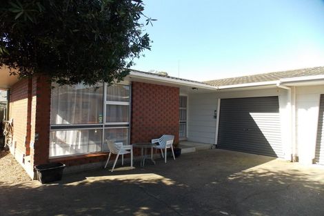 Photo of property in 14a Terry Crescent, Milson, Palmerston North, 4414