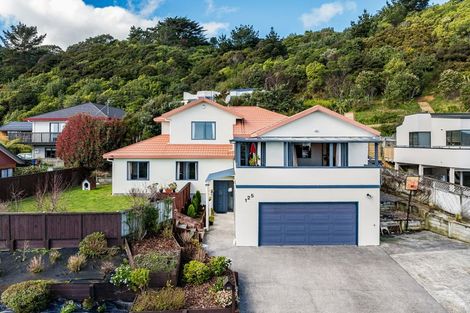 Photo of property in 125 Eskdale Road, Papakowhai, Porirua, 5024