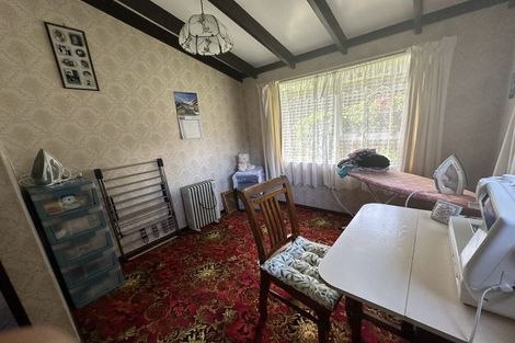 Photo of property in 8 Meuli Street, Eltham, 4322