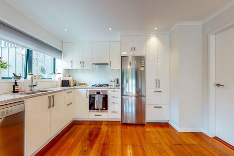 Photo of property in 11 Jacobsen Lane, Ngaio, Wellington, 6035