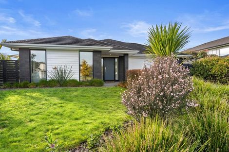 Photo of property in 3 Floyd Road, Riverhead, 0820