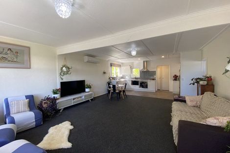 Photo of property in 110a Cook Street, Marfell, New Plymouth, 4310