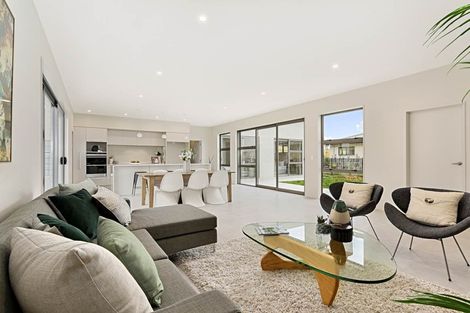Photo of property in 33 Doidge Street, Beachlands, Auckland, 2018