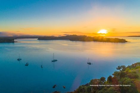 Photo of property in 298 Mahurangi West Road, Puhoi, Warkworth, 0983