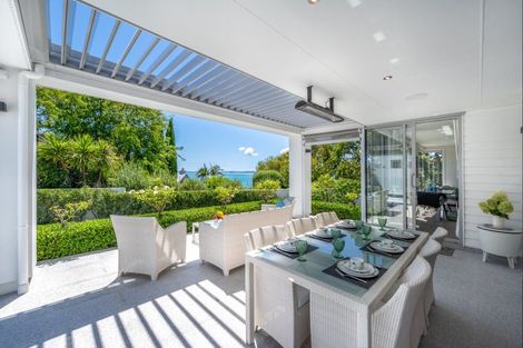 Photo of property in 6d Burford Place, Mellons Bay, Auckland, 2014