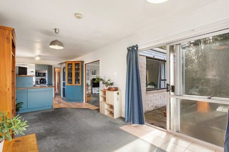 Photo of property in 6 Rathlin Street, Redwood, Christchurch, 8051