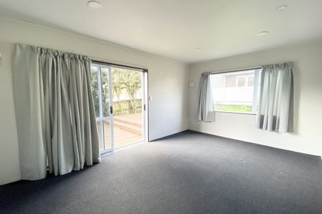Photo of property in 108 Tirimoana Road, Te Atatu South, Auckland, 0602