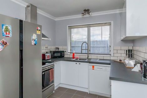 Photo of property in 1 Worcester Street, Levin, 5510