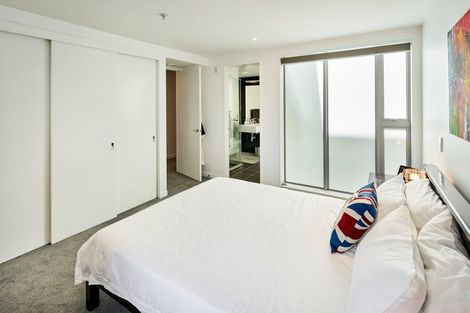 Photo of property in Portal Apartments, 6a/42 Cable Street, Te Aro, Wellington, 6011