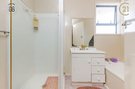 Photo of property in 25 Olive Crescent, Papatoetoe, Auckland, 2025