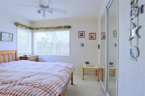 Photo of property in 48 Princeton Parade, Albany, Auckland, 0632