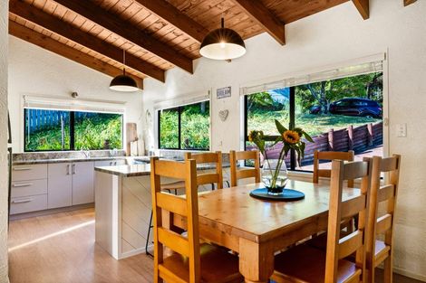 Photo of property in 16 Stredwick Drive, Torbay, Auckland, 0630