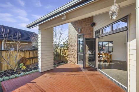 Photo of property in 15 Malbec Place, Rototuna, Hamilton, 3210