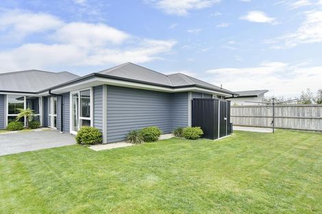 Photo of property in 56 Watkins Drive, Rangiora, 7400