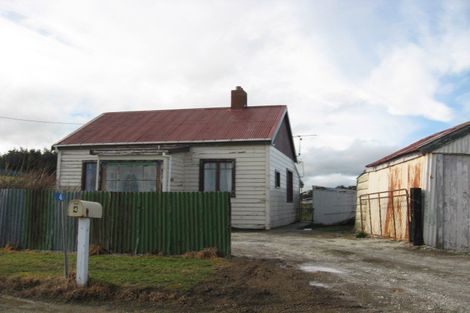 Photo of property in 4 Harewood Road, Woodend, Invercargill, 9877