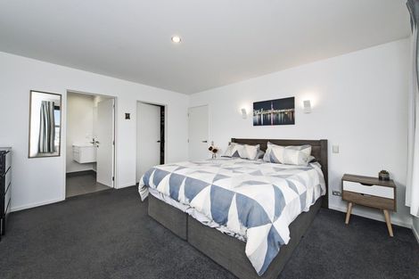 Photo of property in 4/20 Old Red Barn Road, Halswell, Christchurch, 8025