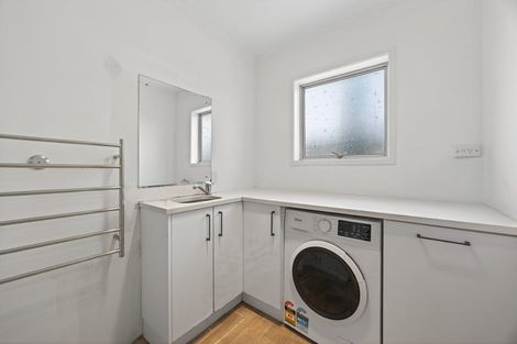 Photo of property in 1/47 Larne Avenue, Pakuranga Heights, Auckland, 2010