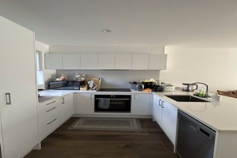 Photo of property in 10 Rara Lane, Manukau, Auckland, 2104