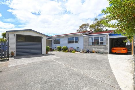 Photo of property in 11 Glenrae Grove, Silverstream, Upper Hutt, 5019