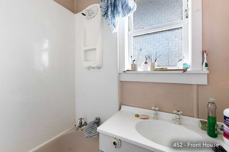 Photo of property in 452 Ohangai Road, Hawera, 4672