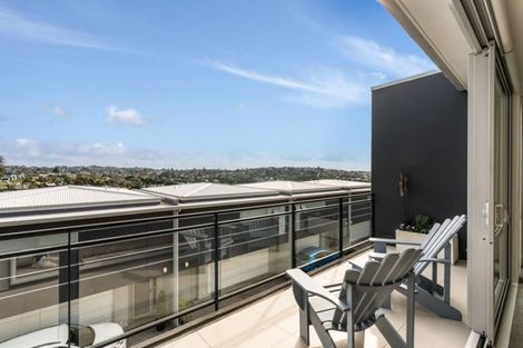 Photo of property in 4/49 Browns Road, Browns Bay, Auckland, 0630