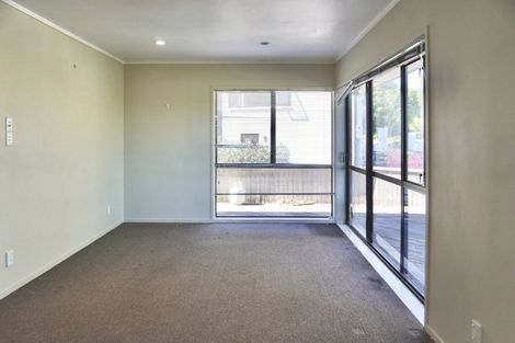 Photo of property in 28a Clovelly Road, Bucklands Beach, Auckland, 2012