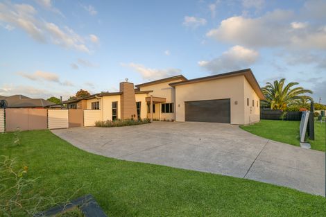 Photo of property in 26 Watkins Road, Cambridge, 3434