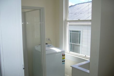 Photo of property in 78 Tasman Street, Mount Cook, Wellington, 6021