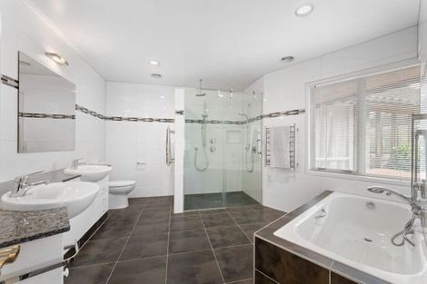 Photo of property in 40 Foster Road, Kumeu, 0891