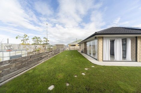 Photo of property in 67 Balrickard Way, Milson, Palmerston North, 4414