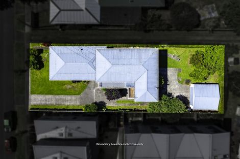 Photo of property in 586 Te Atatu Road, Te Atatu Peninsula, Auckland, 0610