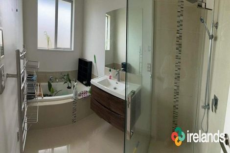 Photo of property in 32 Meyer Crescent, Halswell, Christchurch, 8025