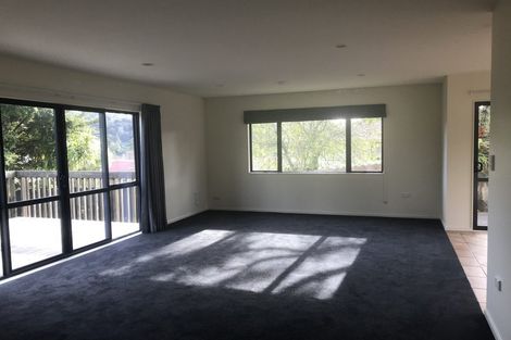 Photo of property in 1/15 Glastron Place, Bayview, Auckland, 0629